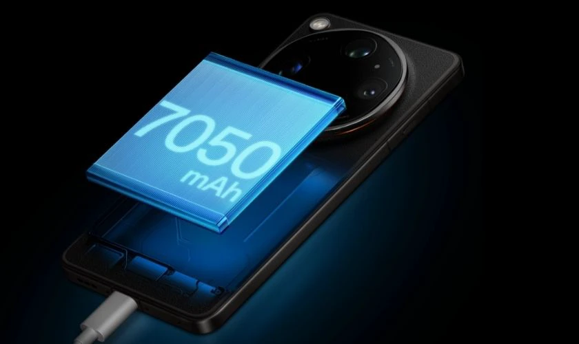Pin "Khủng" 7.050 mAh – Kỷ Nguyên Mới Của Năng Lượng