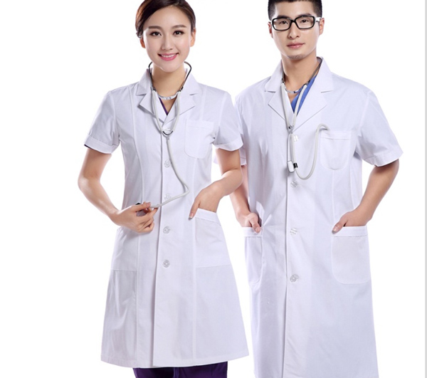 áo blouse bác sĩ màu trắng
