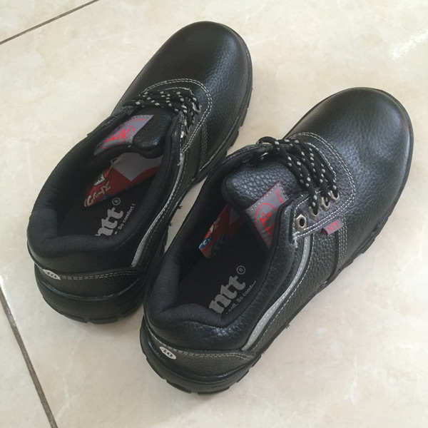 giày bảo hộ ntt pro d02 4