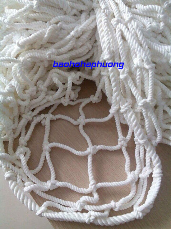 lưới an toàn chống rơi màu trắng mắt 10cm 1