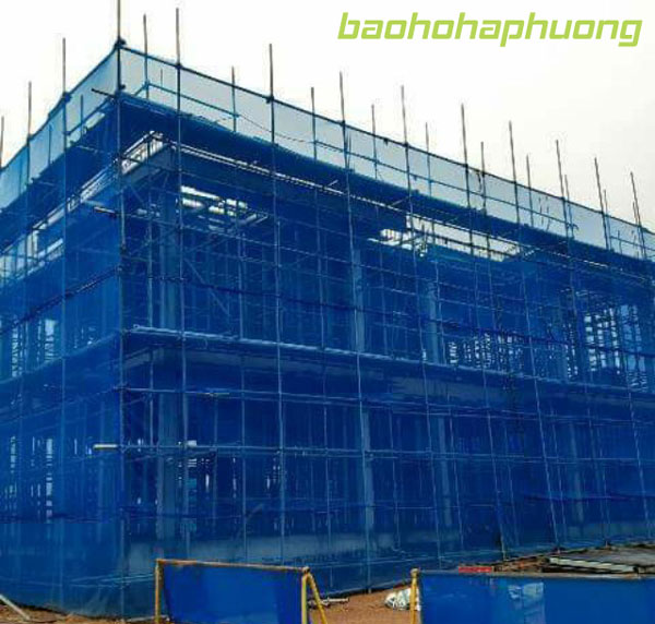 lưới bao che công trình màu xanh blue