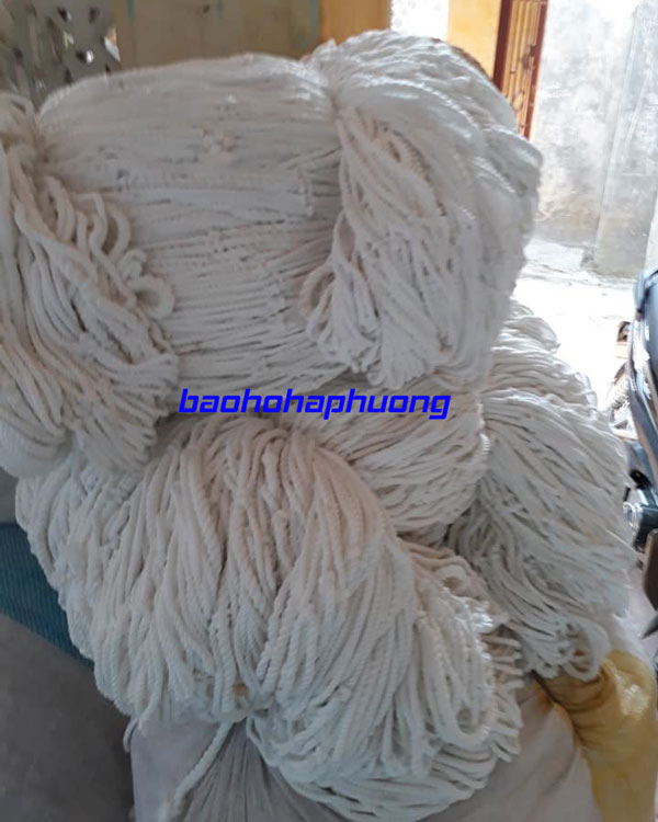 lưới chống vật rơi công trình màu trắng mắt 7cm 1