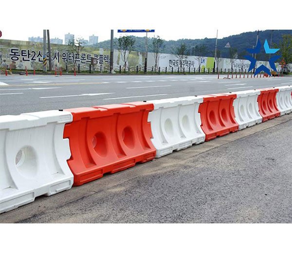 Thiết bị an toàn giao thông 4