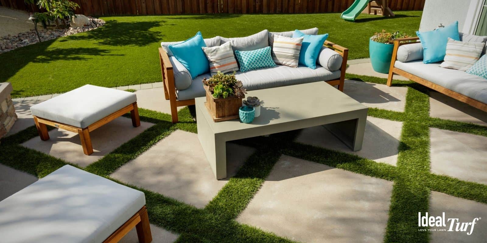 cỏ nhân tạo làm đẹp ban công