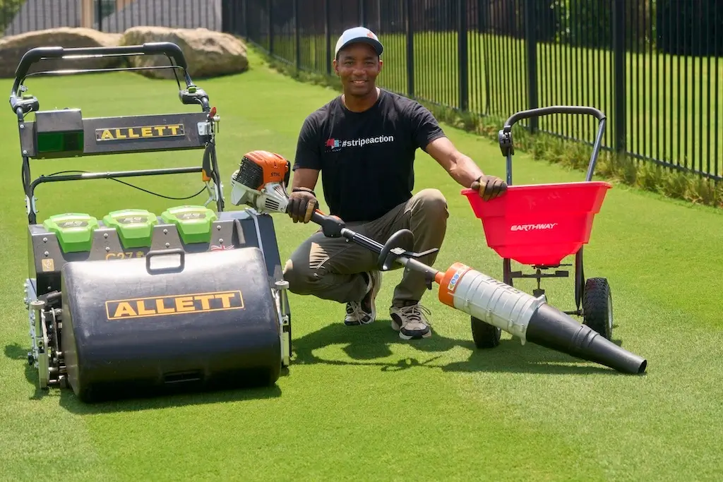 chăm sóc bãi cỏ