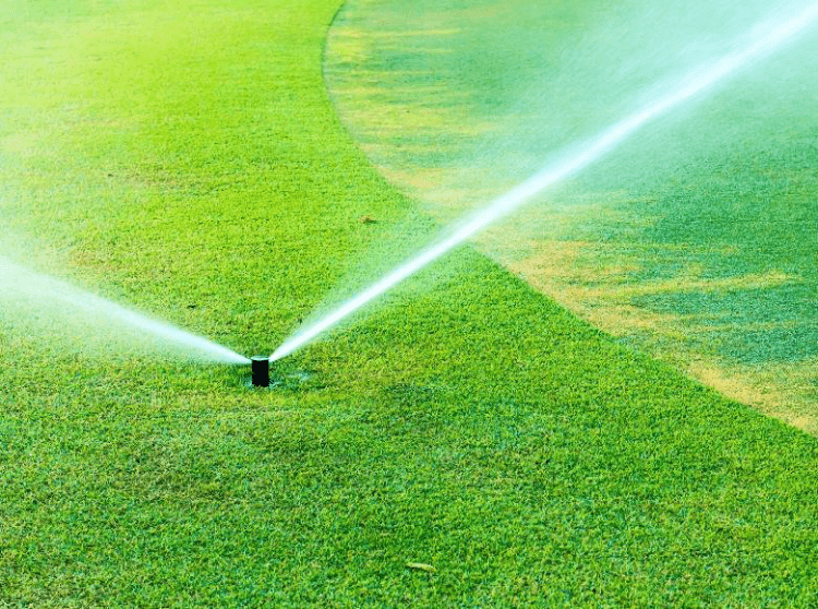 Công nghệ tưới tiêu tiên tiến cho sân golf