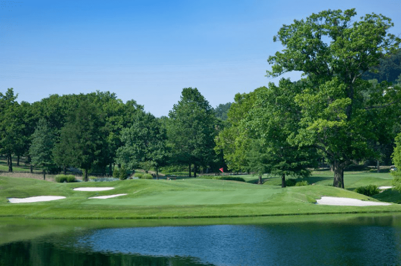 Giảm lượng khí thải carbon của sân golf thông qua quản lý cây xanh