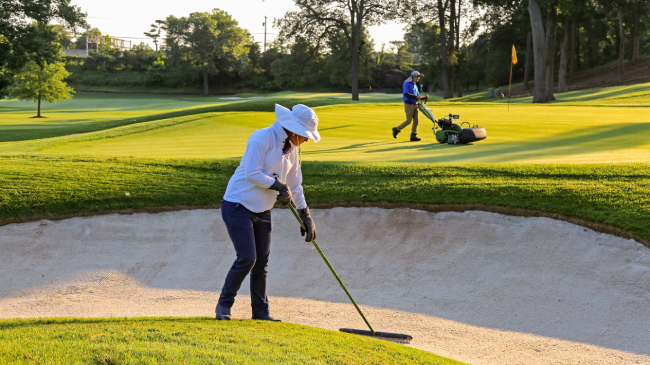 loại cỏ sân golf phù hợp với khí hậu