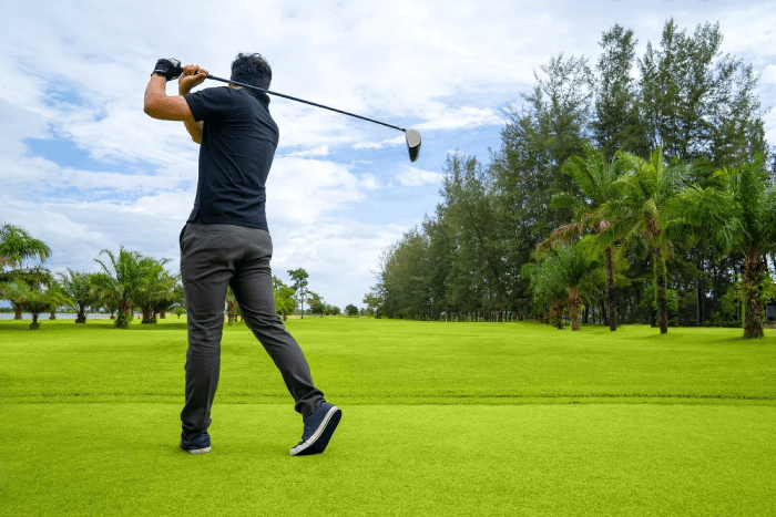 Lợi ích của việc sử dụng các bài tập thực hành sân golf