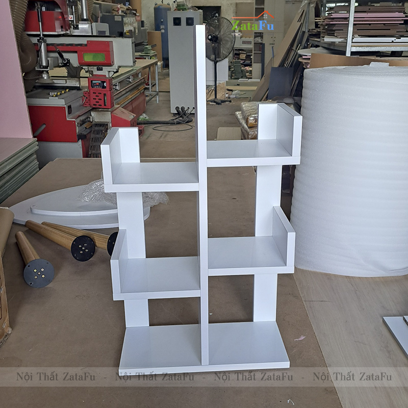 kệ sách hình cây