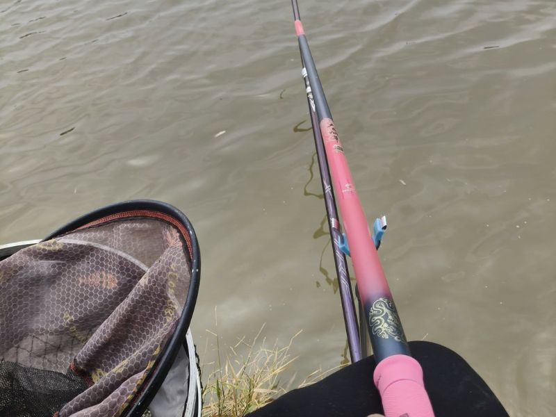 Hiểu rõ về cần câu tay là gì?