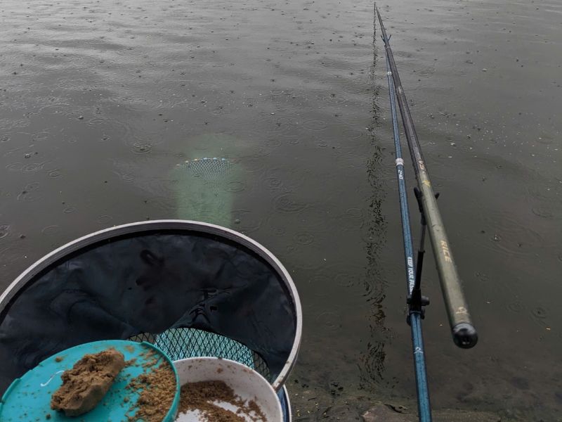 Đồ câu theo kỹ thuật câu đài