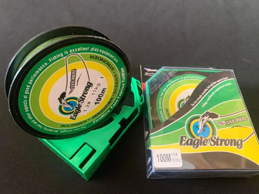 Màu sắc của dây dù câu cá có tác động lớn đến trải nghiệm khi câu