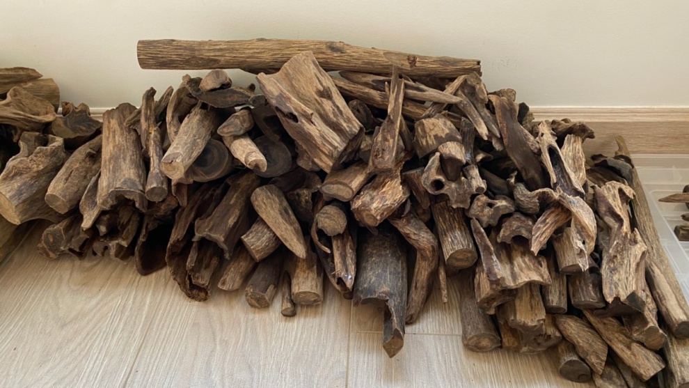 nguyên liệu trầm hương tự nhiên