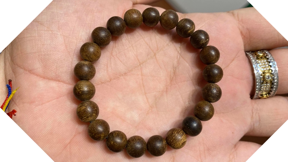 vòng trầm rục chìm 8 li cực hiếm