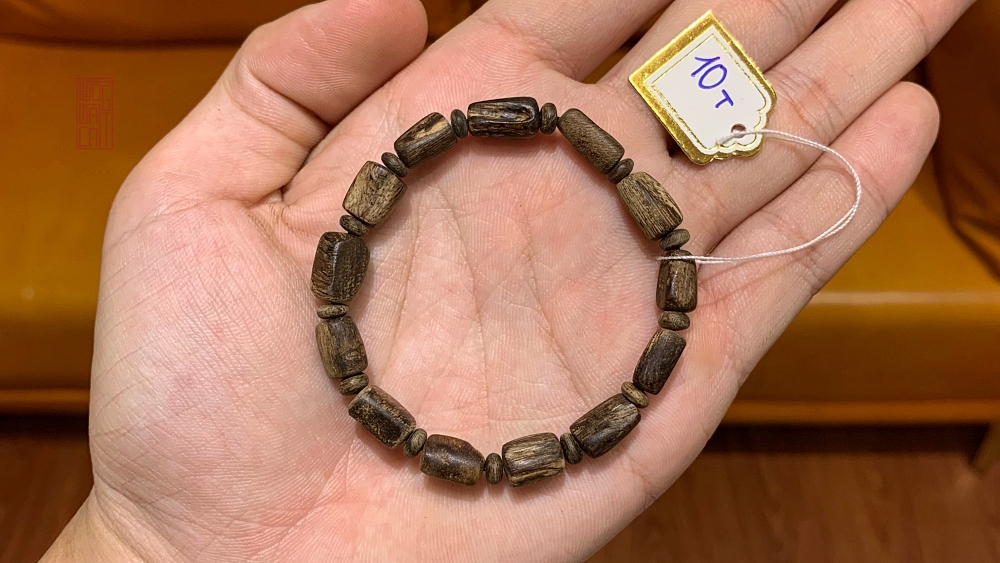 vòng tay trầm cận chìm Việt cho tay nữ