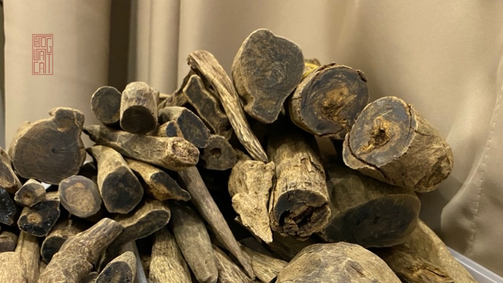 Nguyên liệu trầm hương chìm nước