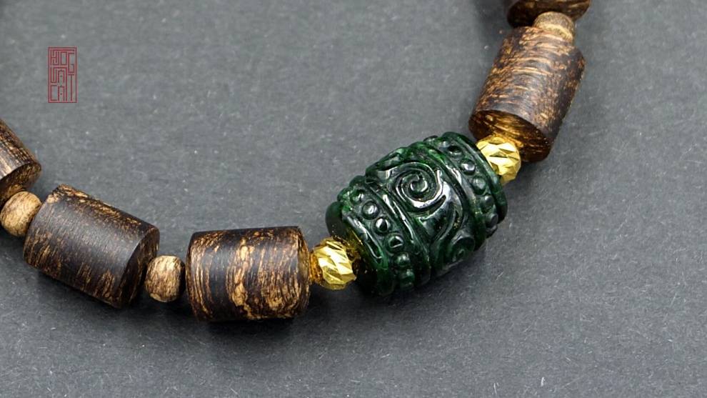 vòng tay trầm hương dạng hạt lu thống