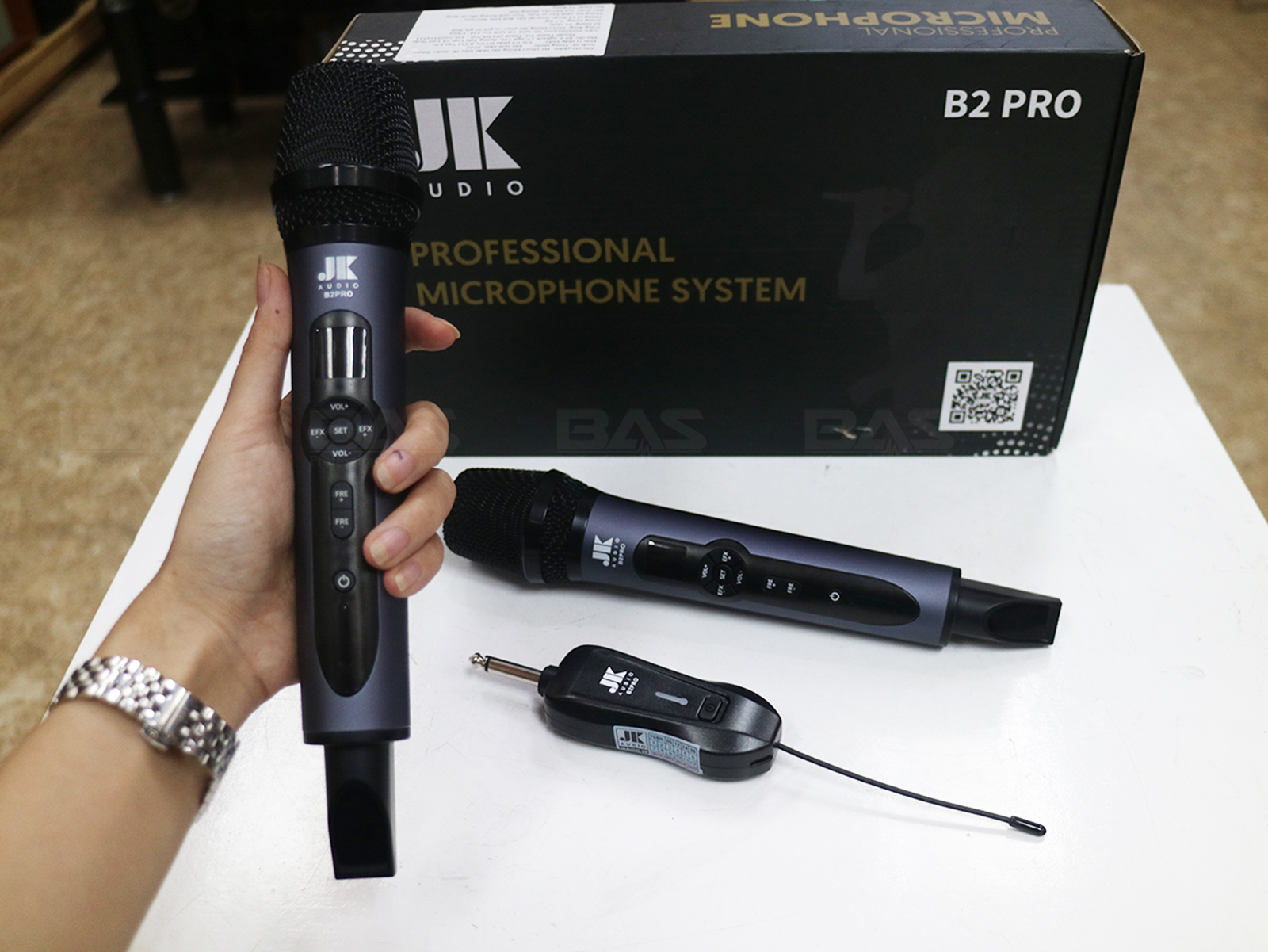 Micro không dây JK Audio B2 Pro dùng cho loa kéo, loa di động tại Nam Định