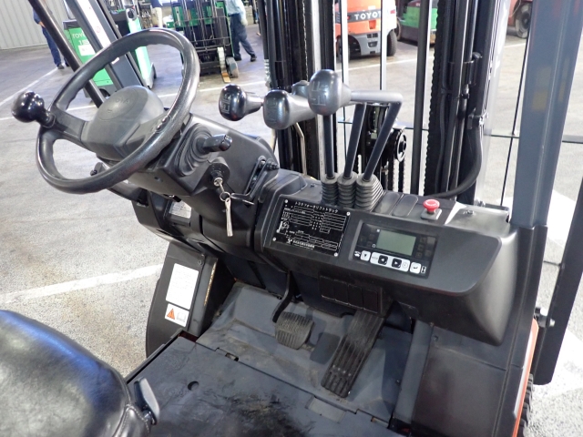 Xe nâng điện TOYOTA 8FBH15 nâng cao 4300mm