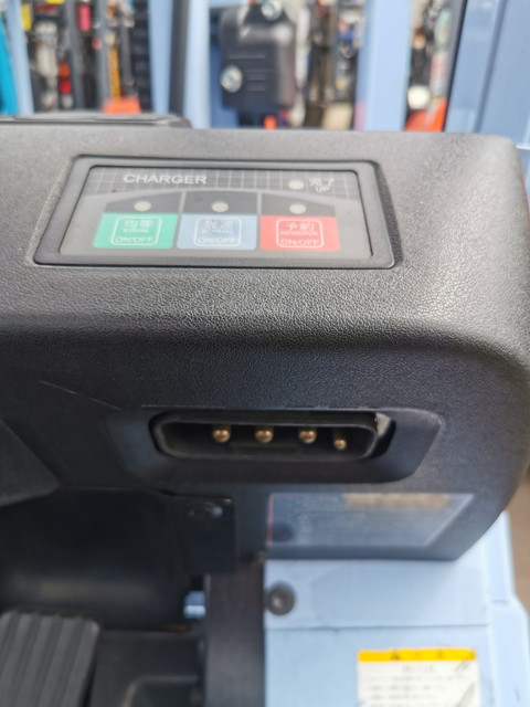 Xe nâng điện TOYOTA 7FB10 nâng cao 3000mm chuẩn Nhật