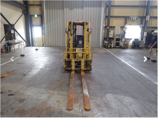 Xe nâng điện TOYOTA 8FBE20 nâng cao 3000mm