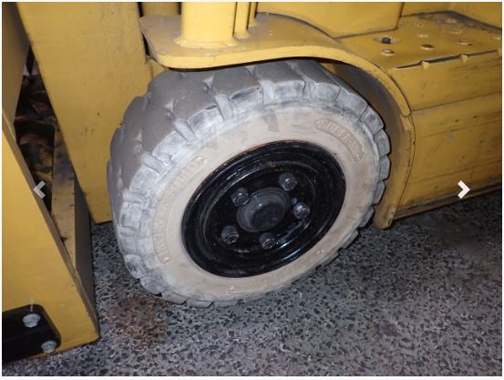 Xe nâng điện TOYOTA 8FBE20 nâng cao 3000mm