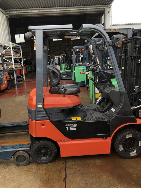 Xe nâng điện hiệu Toyota TOYOTA 8FBH15