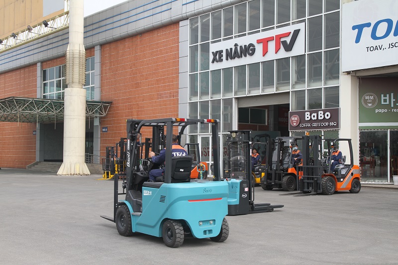 Luôn biết mình sử dụng xe nâng với mục đích gì