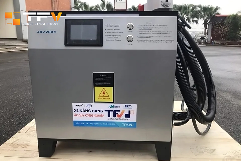 Màn hình hiển thị cho phép theo dõi chu trình sạc pin