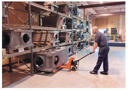 Xe nâng tay Toyota BT Pro Lifter