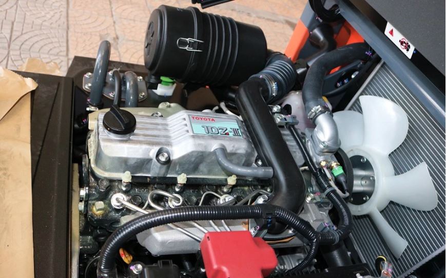 Xe nâng mới 2.5 tấn Toyota FDZN25. Khung V3000. Sản xuất 2022.