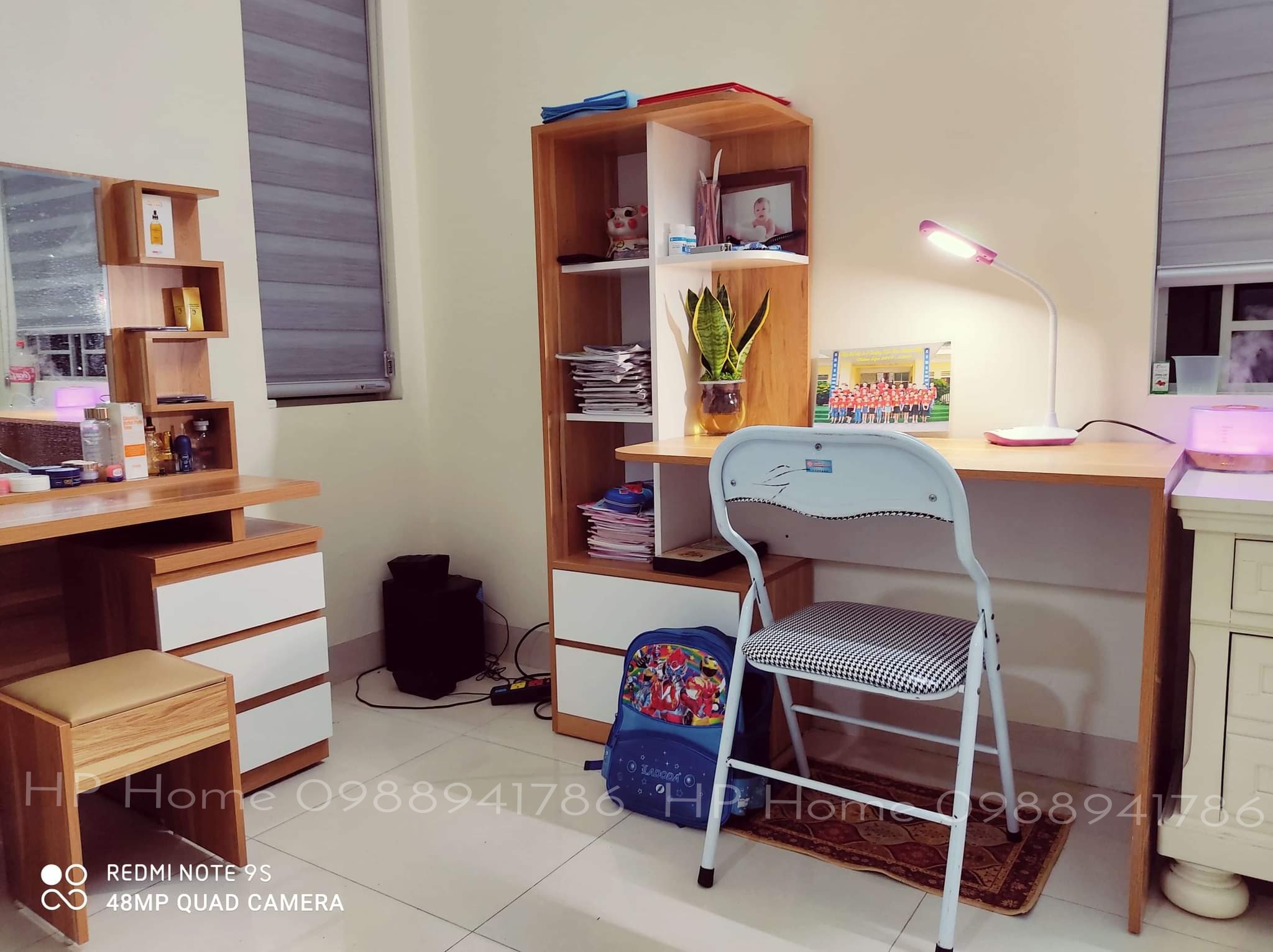 Bàn học sinh kèm giá sách