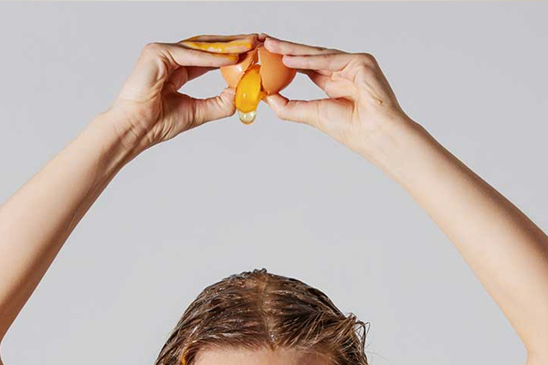 chữa rụng tóc bằng trứng gà