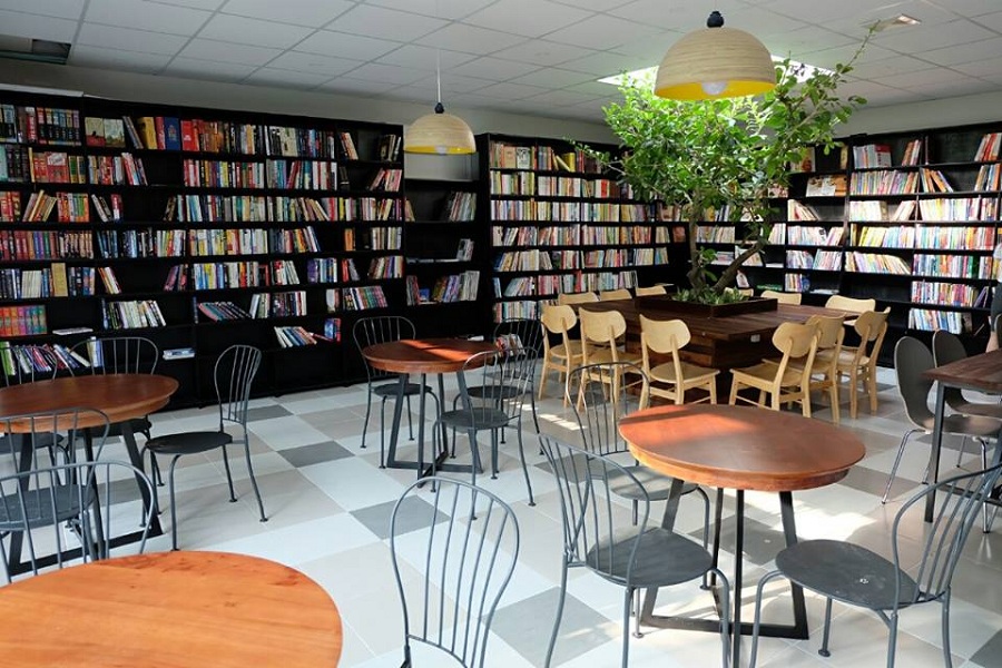 quán cafe sách