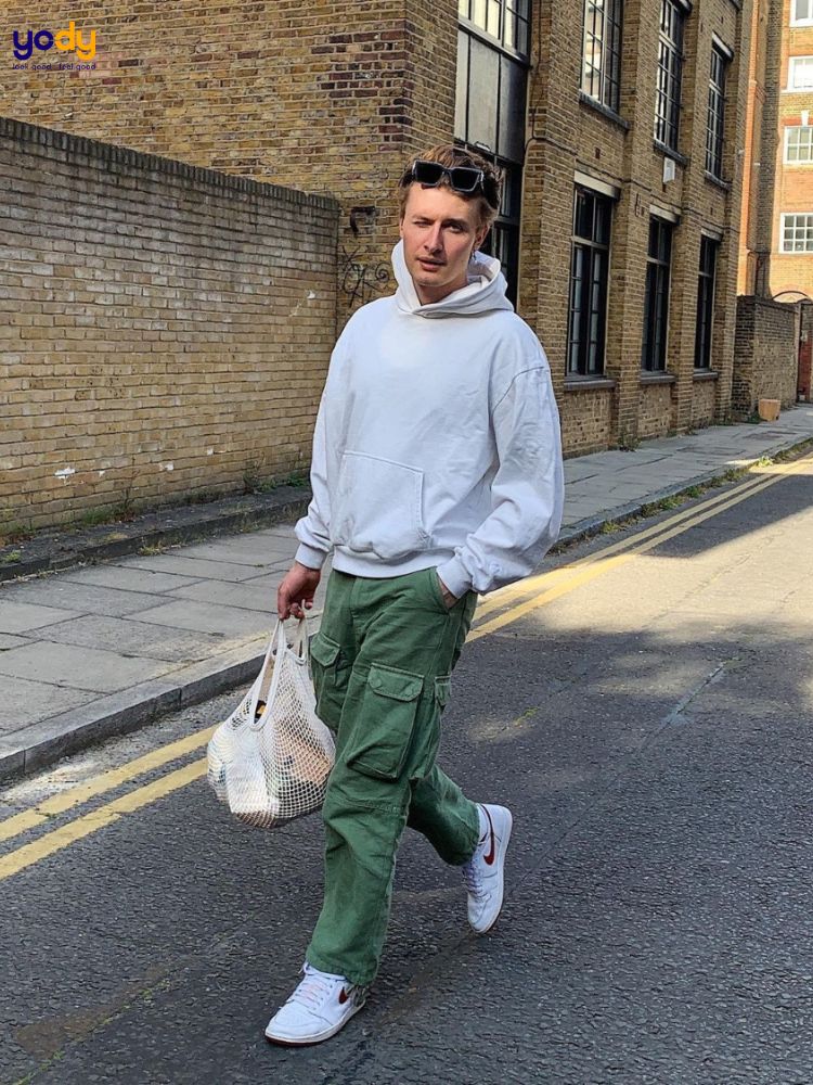 Áo nỉ nam kết hợp quần túi hộp