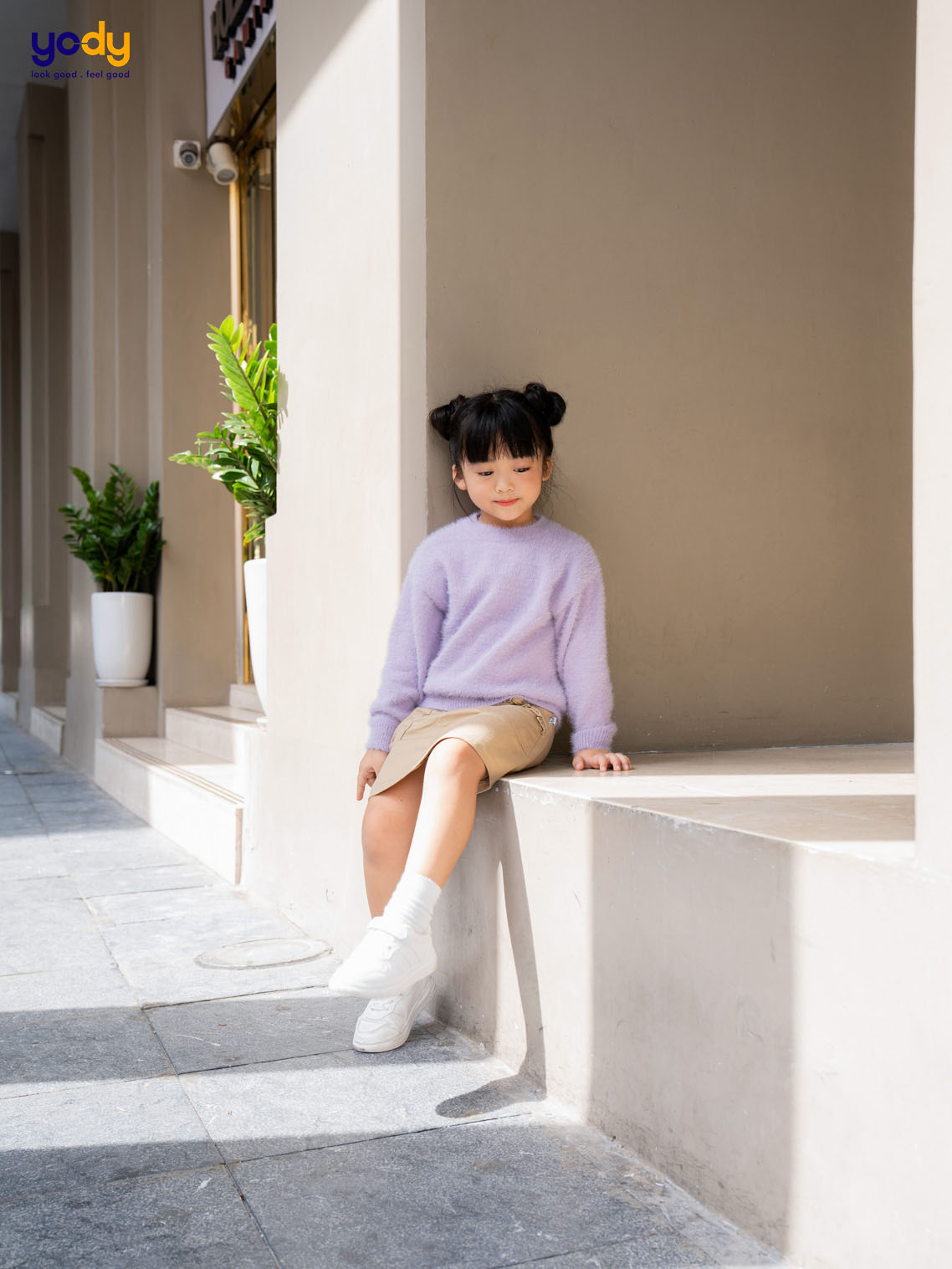 Áo len cho bé lông xù