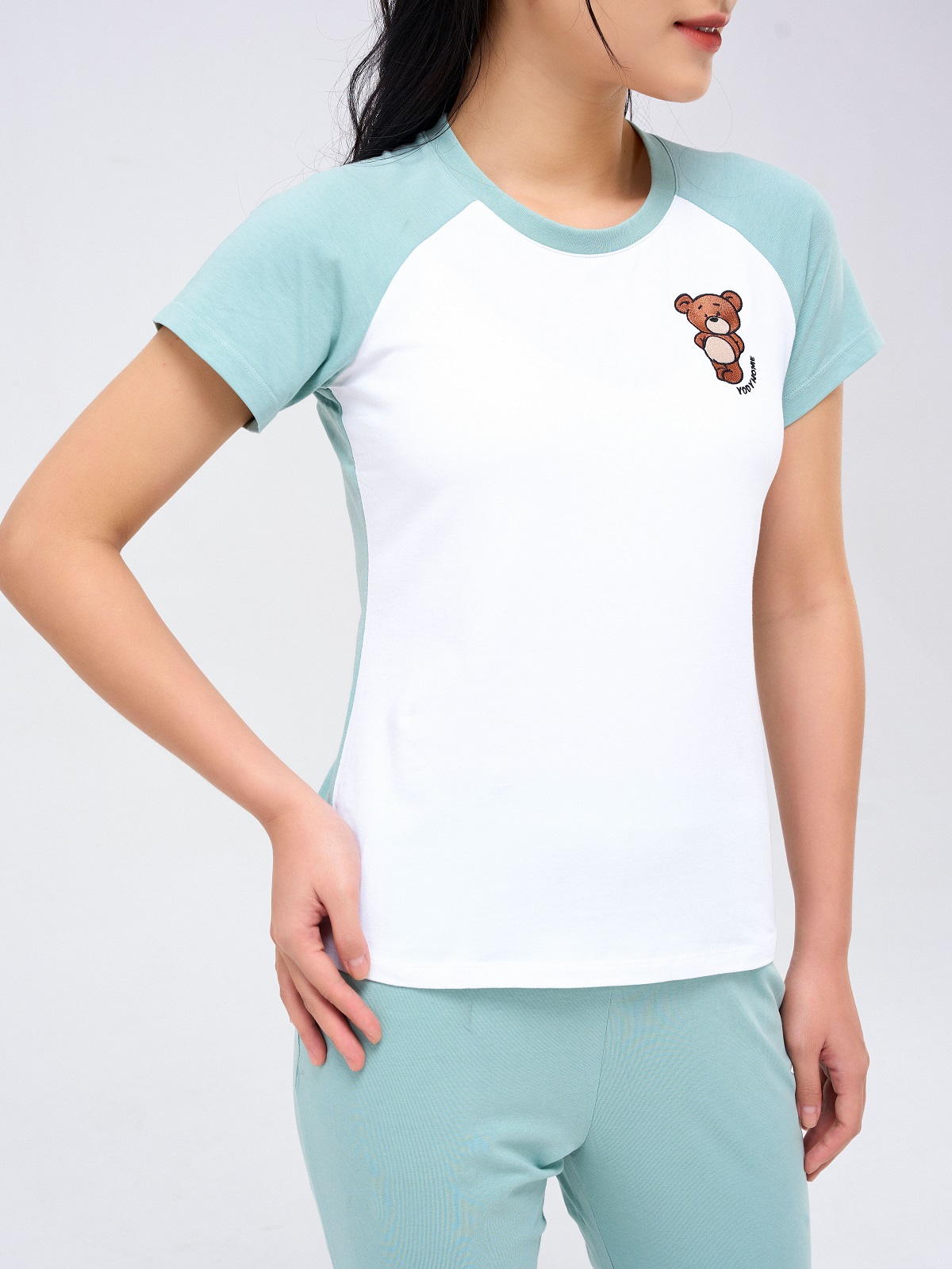 Bộ Đồ Nữ Mùa Hè Co Giãn Tốt Phối Tay Raglan