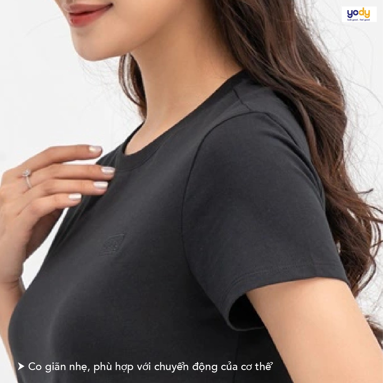 Đồ Bộ Nữ Quần Sooc Thêu Logo Cotton USA