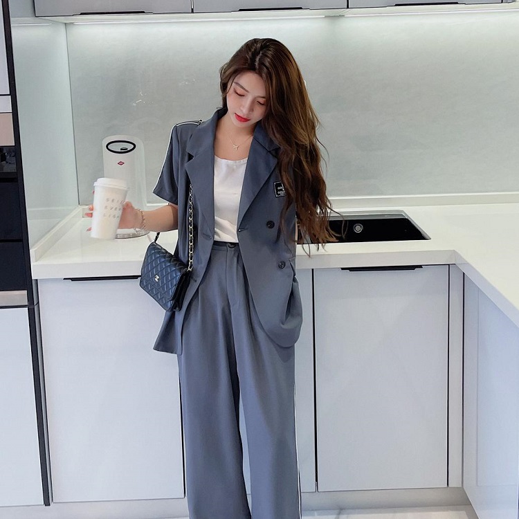 mẫu áo vest nữ đẹp nhất