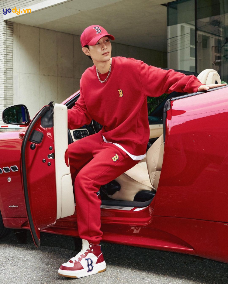 Phối Giày Boston nam với outfit thể thao khoẻ khoắn