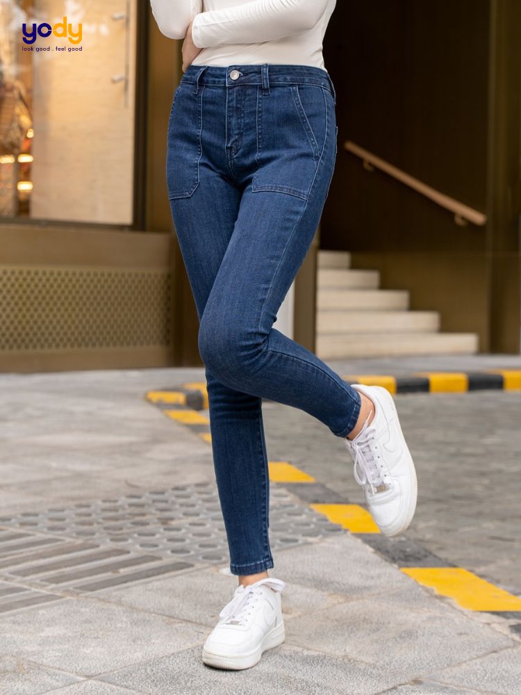 Quần jeans nữ