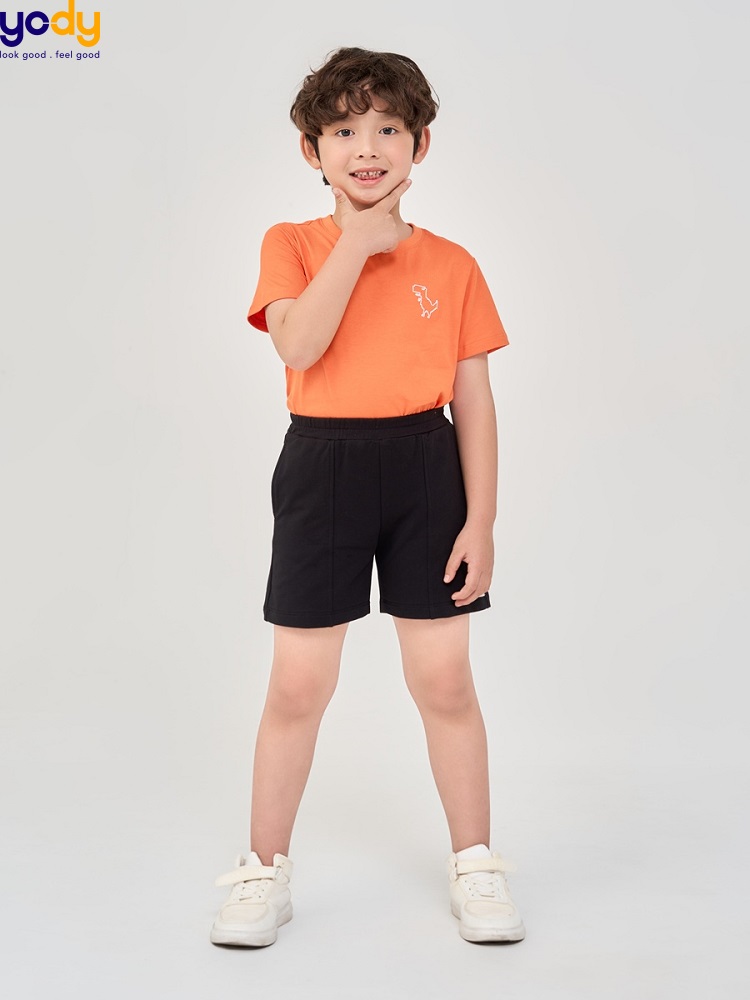 Chất nỉ trong quần short trẻ em