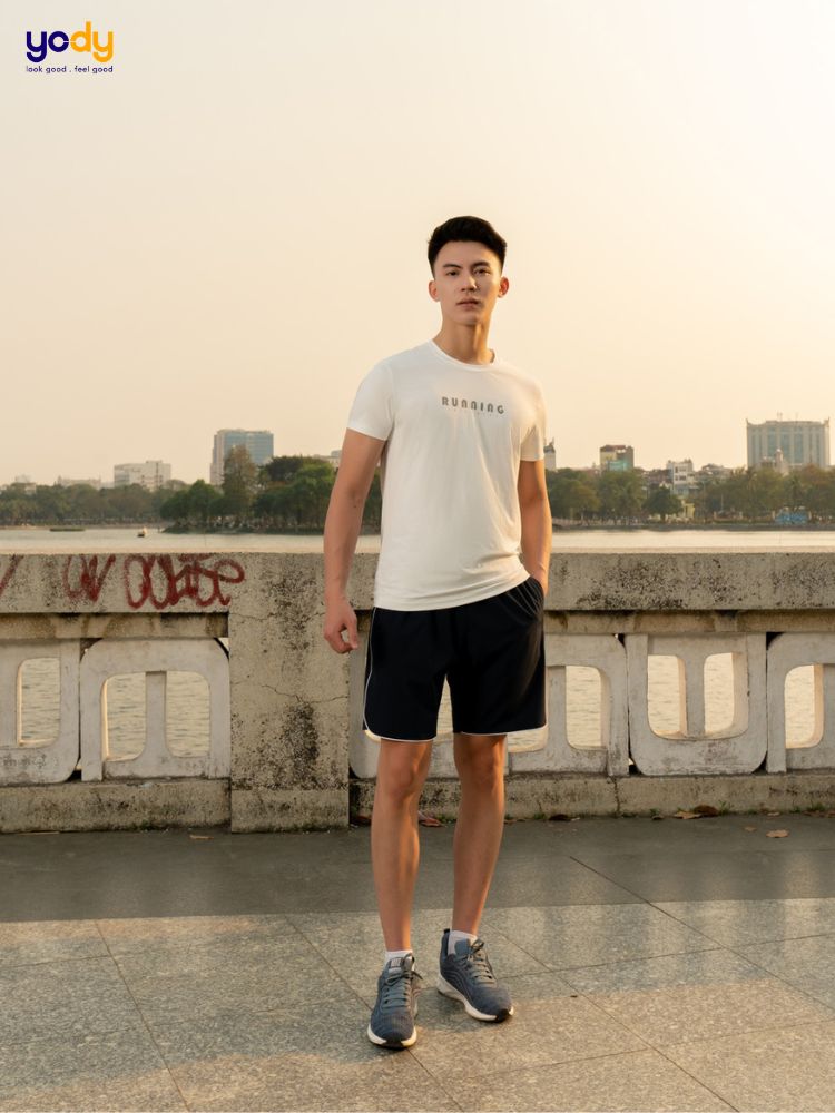 Mix cùng áo phông