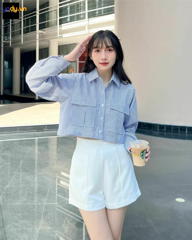 Áo sơ mi và quần shorts