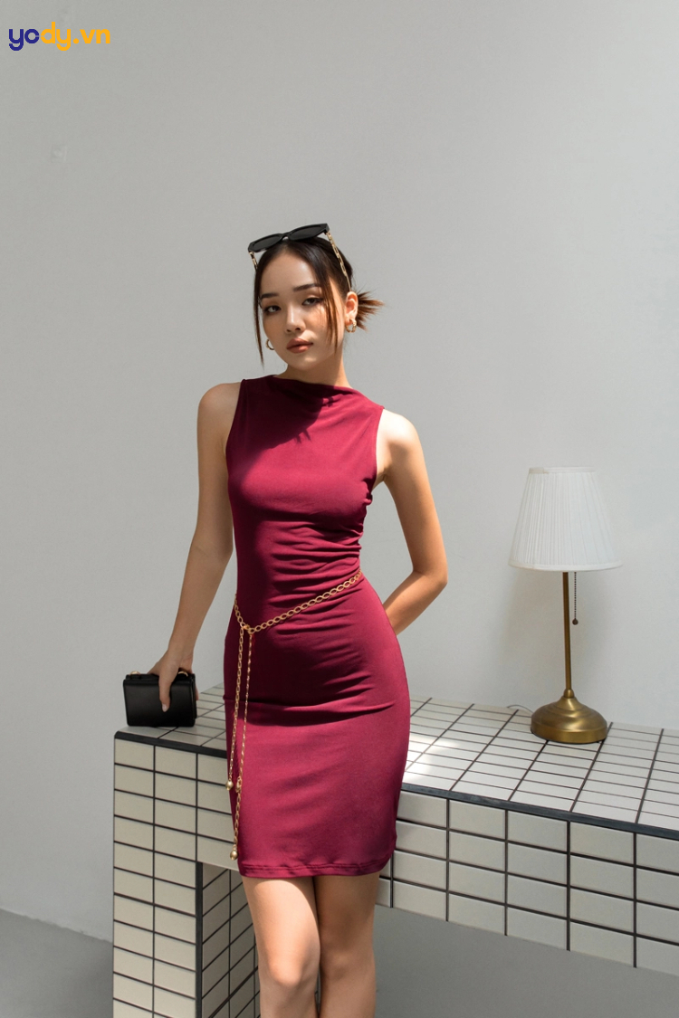 Đầm body sát nách quyến rũ