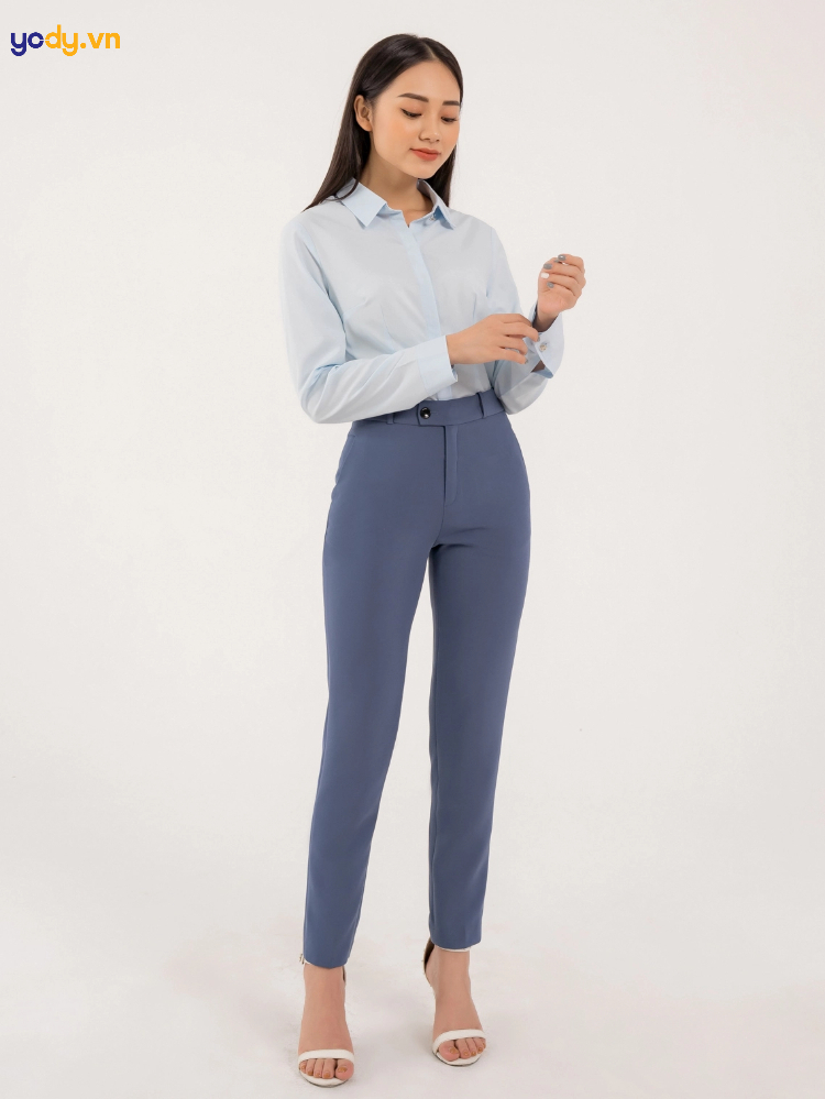 Mix áo sơ mi với quần tây chuẩn thời trang