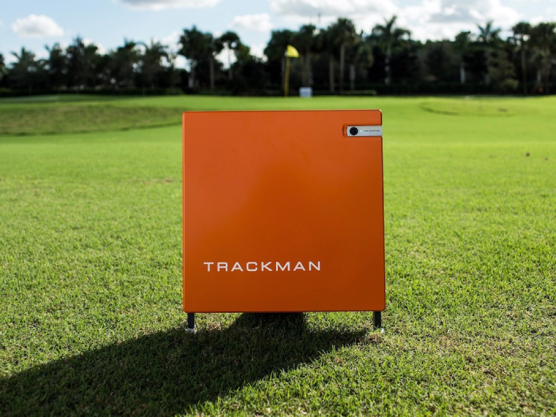 Cảm biến golf Trackman