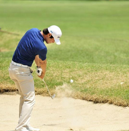 Có thể chơi golf khi sân bị ướt sau cơn mưa