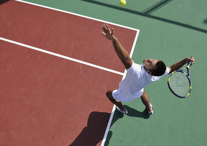 Golf và tennis có đối lập nhau không?